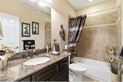 11 Burr Pl, Franklin Township, NJ 08873 - Photo 23