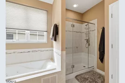 11 Burr Pl, Franklin Township, NJ 08873 - Photo 19