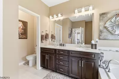 11 Burr Pl, Franklin Township, NJ 08873 - Photo 17