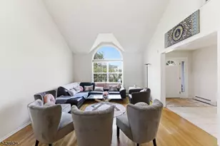 30 Elinora Dr, Wanaque, NJ 07465 - Photo 5