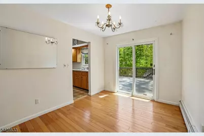 75 W Oakland Ave, Oakland, NJ 07436 - Photo 9