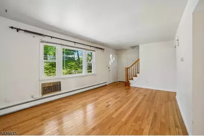 75 W Oakland Ave, Oakland, NJ 07436 - Photo 5