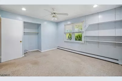 75 W Oakland Ave, Oakland, NJ 07436 - Photo 17