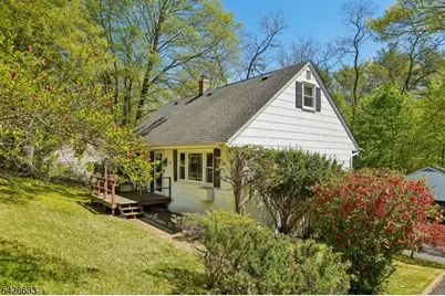 75 W Oakland Ave, Oakland, NJ 07436 - Photo 3