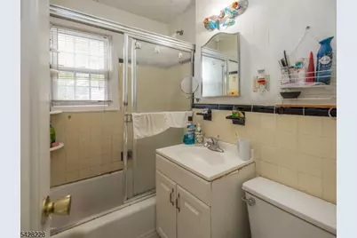 624A Summer St, Elizabeth, NJ 07202 - Photo 5