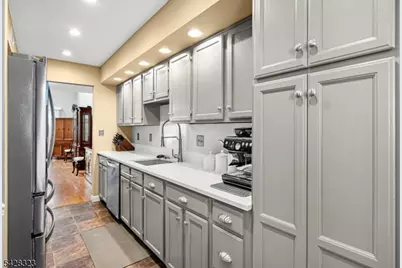 8 Delaware Ln, Branchburg Township, NJ 08876 - Photo 9