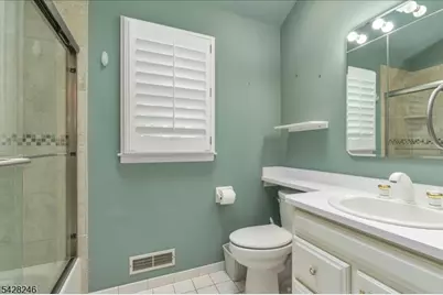 27 Fraley Dr, Franklin Township, NJ 08873 - Photo 21