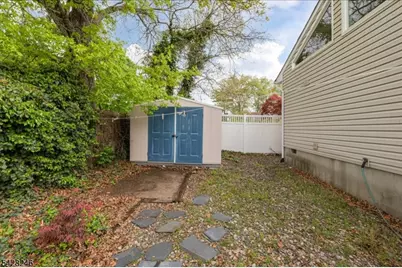 27 Fraley Dr, Franklin Township, NJ 08873 - Photo 41