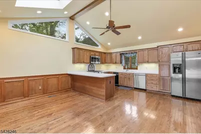 27 Fraley Dr, Franklin Township, NJ 08873 - Photo 11