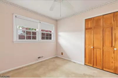27 Fraley Dr, Franklin Township, NJ 08873 - Photo 19