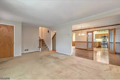 27 Fraley Dr, Franklin Township, NJ 08873 - Photo 5