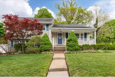 27 Fraley Dr, Franklin Township, NJ 08873 - Photo 1