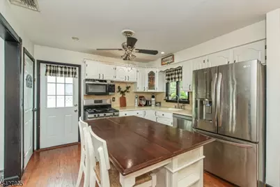 6 Ward Ave, Butler, NJ 07405 - Photo 5