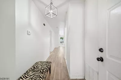 24 Johnson Ave, Newark, NJ 07108 - Photo 3