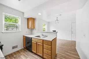 24 Johnson Ave, Newark, NJ 07108 - Photo 13