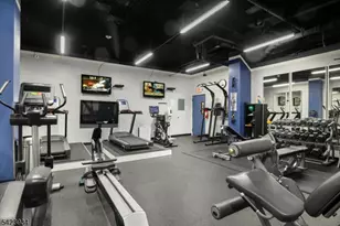 100 Manhattan Ave, Union City, NJ 07087 - Photo 17