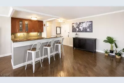 100 Manhattan Ave #1612, Union City, NJ 07087 - Photo 7