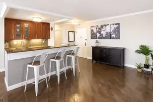100 Manhattan Ave, Union City, NJ 07087 - Photo 7