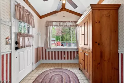 90 Hamburg Tpke, Bloomingdale, NJ 07403 - Photo 25
