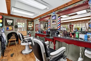 90 Hamburg Turnpike, Bloomingdale, NJ 07403 - Photo 3