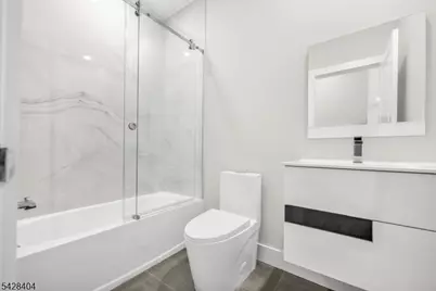 66 Mount Prospect Ave #4, Clifton, NJ 07013 - Photo 11