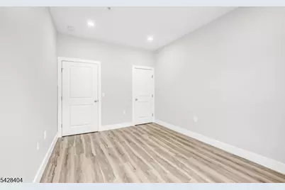 66 Mount Prospect Ave #4, Clifton, NJ 07013 - Photo 7