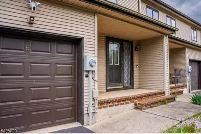 5 Elm Ter, Raritan Township, NJ 08822 - Photo 3
