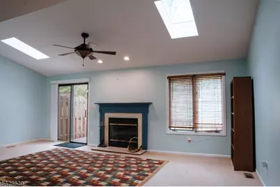 5 Elm Ter, Raritan Township, NJ 08822 - Photo 9