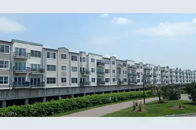 129 The Promenade, Edgewater, NJ 07020 - Photo 13