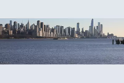 129 The Promenade, Edgewater, NJ 07020 - Photo 1