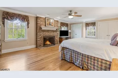 8 Waldron Dr, Bridgewater, NJ 08836 - Photo 21