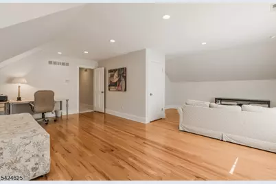8 Waldron Dr, Bridgewater, NJ 08836 - Photo 29