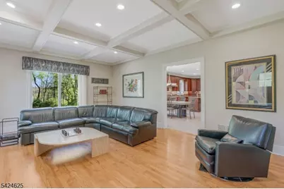 8 Waldron Dr, Bridgewater, NJ 08836 - Photo 15