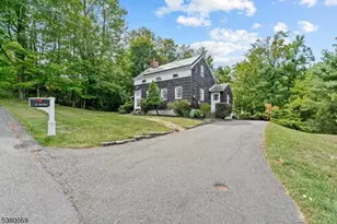 2 Bell St, Sparta Township, NJ 07871 - Photo 3