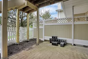 78 Academy Ct, Bedminster Township, NJ 07921 - Photo 21