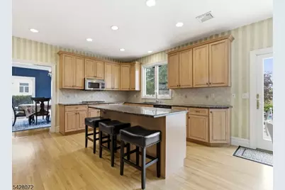 188 Meyersville Rd, Chatham Township, NJ 07928 - Photo 3