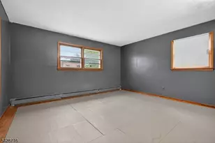 65 Crosby Ave, Paterson, NJ 07502 - Photo 7