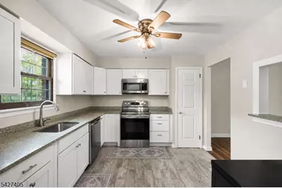 1101 Tudor Ct, Hillsborough Township, NJ 08844 - Photo 5