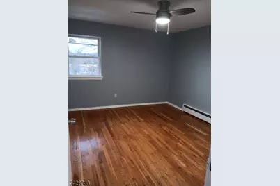 916 Stuyvesant Ave #W2, Irvington Twp., NJ 07111 - Photo 5