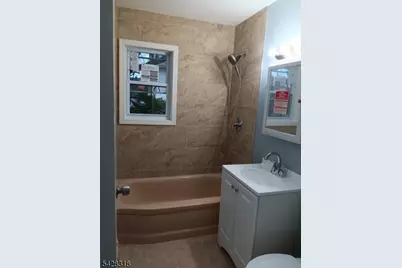 916 Stuyvesant Ave #W2, Irvington Twp., NJ 07111 - Photo 7