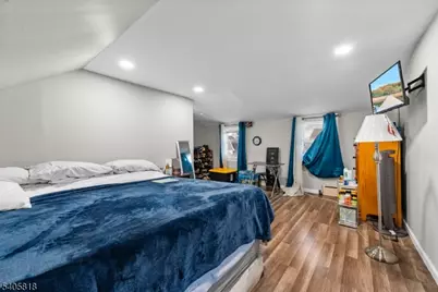 130 Renner Ave, Newark, NJ 07112 - Photo 15