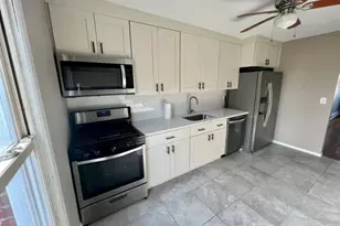 26 Clinton St, Belleville, NJ 07109 - Photo 5