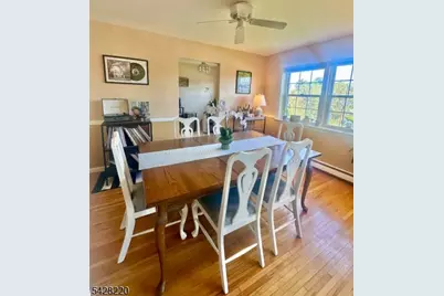 605 Grove St #D4, Clifton, NJ 07013 - Photo 3