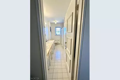 605 Grove St #D4, Clifton, NJ 07013 - Photo 15