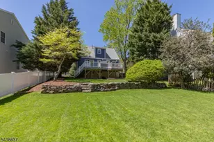 75 Hillside Ave, Berkeley Heights Township, NJ 07922 - Photo 23