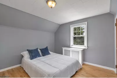 75 Hillside Ave, Berkeley Heights Township, NJ 07922 - Photo 11