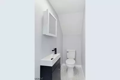 217 W Union St, Burlington City, NJ 08016 - Photo 13