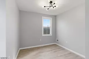 217 W Union St, Burlington City, NJ 08016 - Photo 33