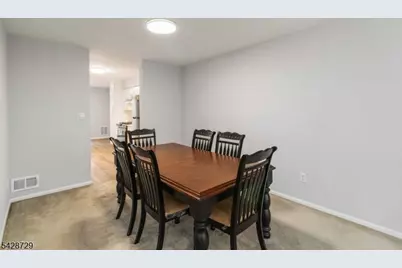 119 Hawthorne Ct, Rockaway Township, NJ 07866 - Photo 9