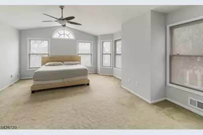 119 Hawthorne Ct, Rockaway Township, NJ 07866 - Photo 13